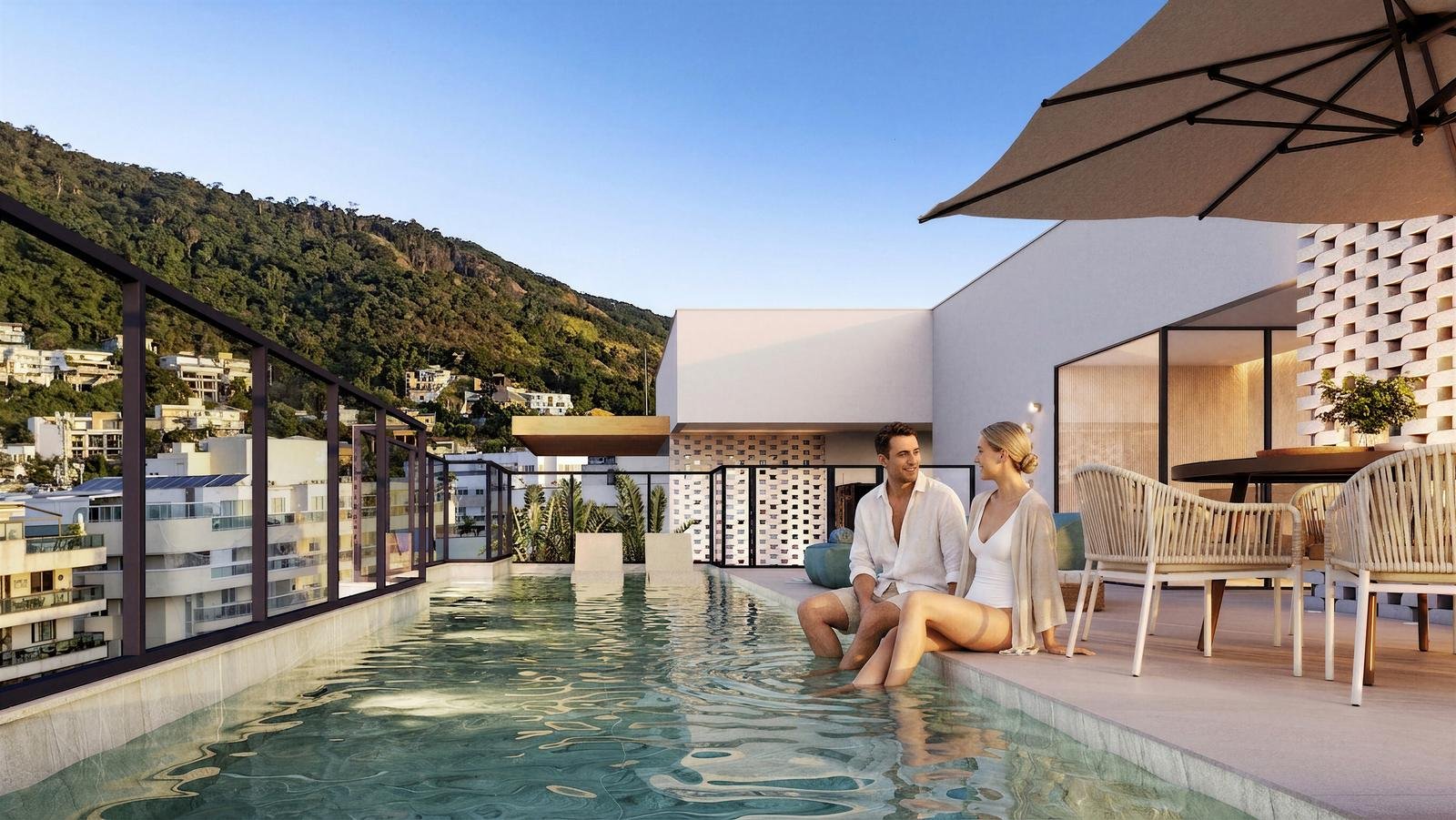 Perspectiva da piscina no rooftop do Maris Charitas